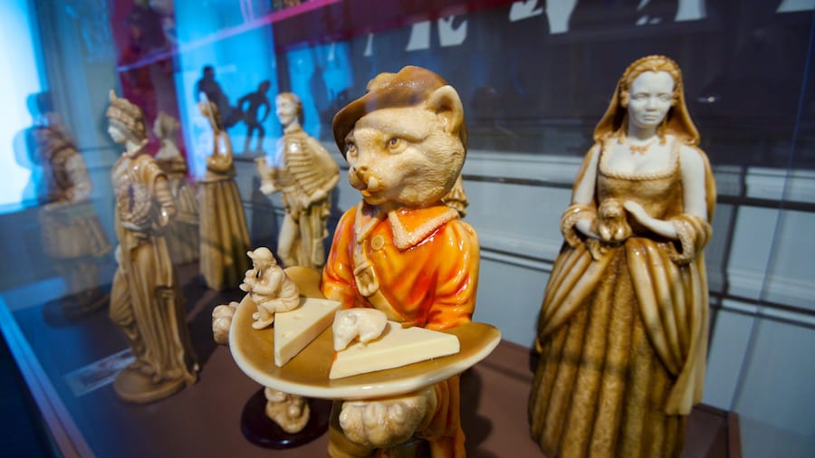 Musée Choco-Story montrant statue ou sculpture