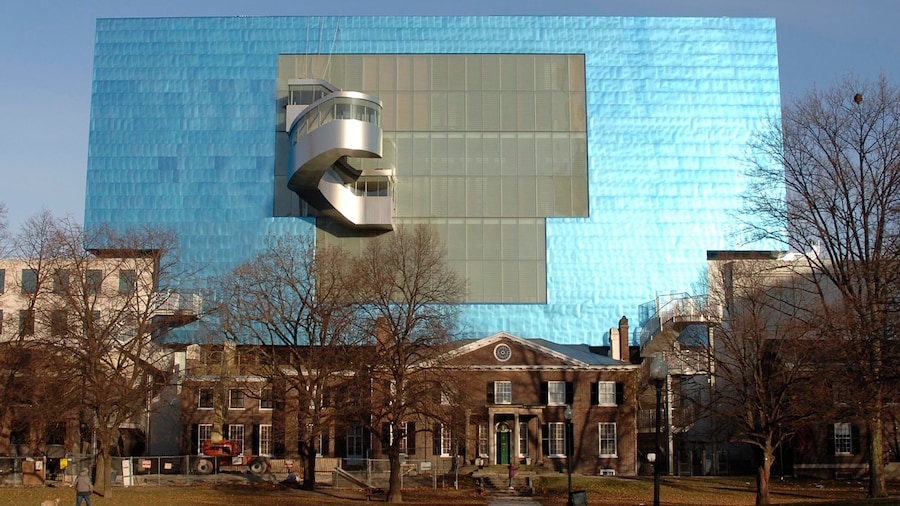 Galleria d\'arte dell\'Ontario che include architettura moderna e città