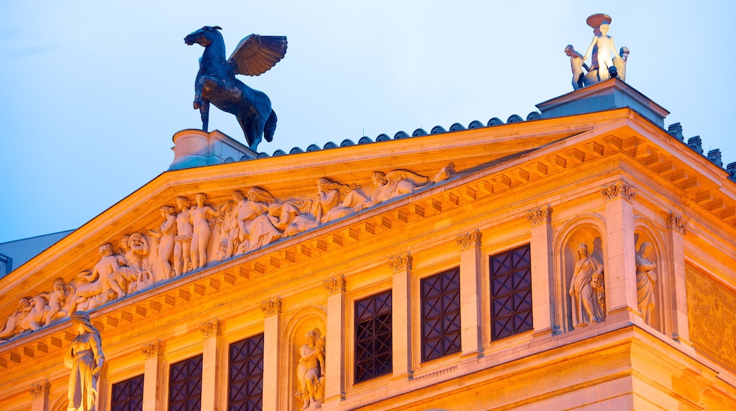 Alte Oper featuring heritage architecture and a city