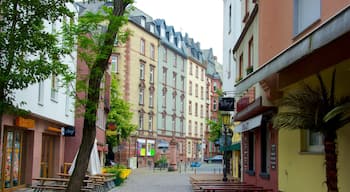 Sachsenhausen showing a city and street scenes