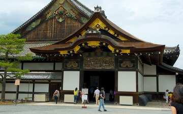 Visit Nijō Castle in Kyoto | Expedia