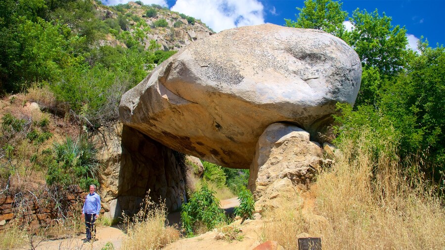 Tunnel Rock