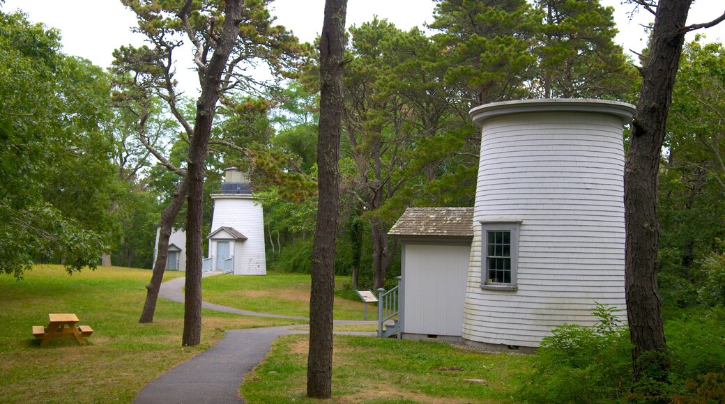 The Three Sisters Lighthouses