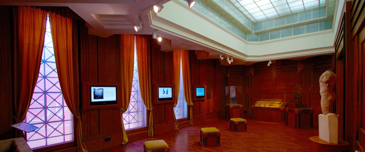Aquincum showing interior views