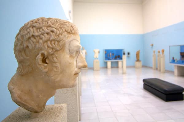 Museum der Bildenden Künste mit einem Innenansichten und Kunst