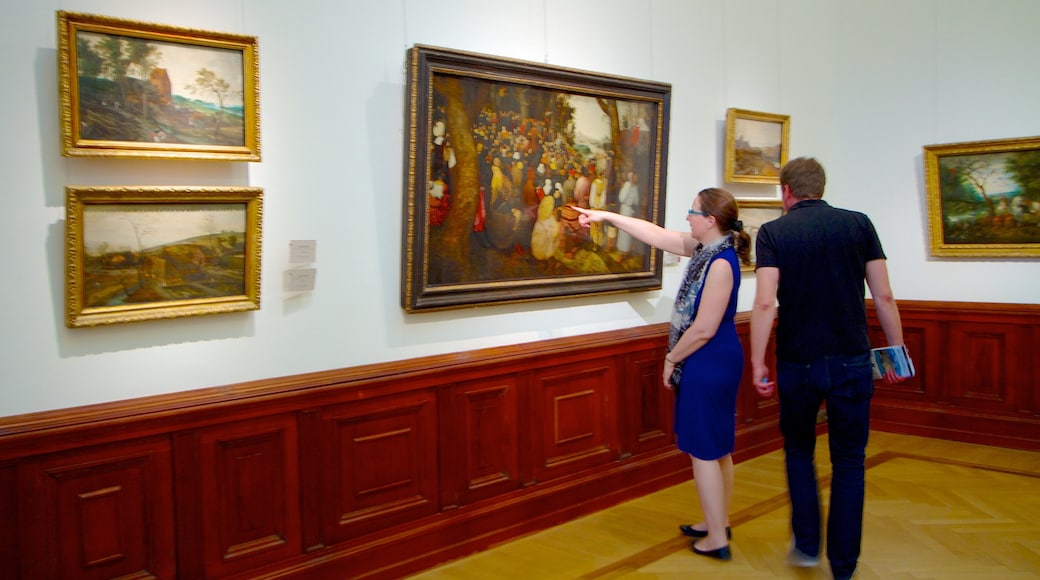 Museu de Belas Artes que inclui arte e vistas internas