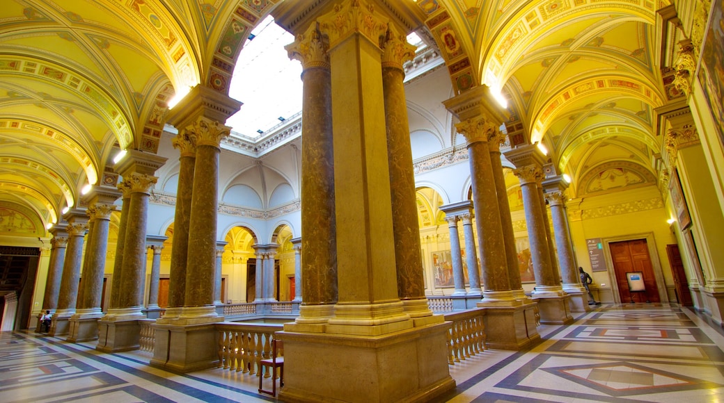 Museum of Fine Arts showing heritage architecture, interior views and art