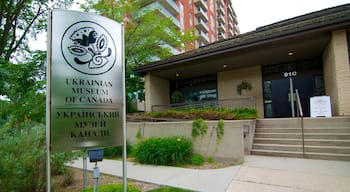 Ukrainian Museum of Canada showing signage and a city