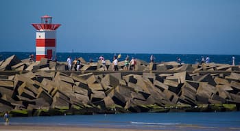 Scheveningen strand fasiliteter samt fyrtårn