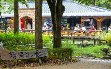 チュンチョン観光ガイド 定番人気スポットを参考に自分にピッタリの観光プランを立てよう エクスペディア