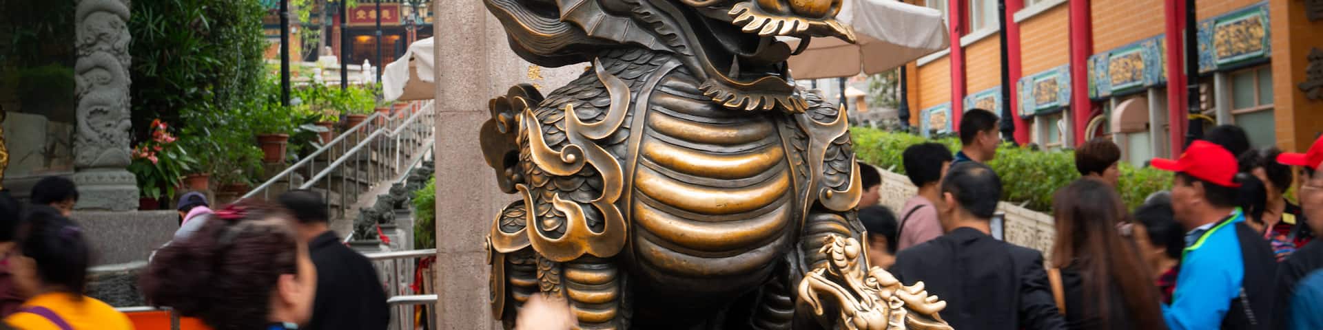 Wong Tai Sin Temple featuring street scenes and heritage elements