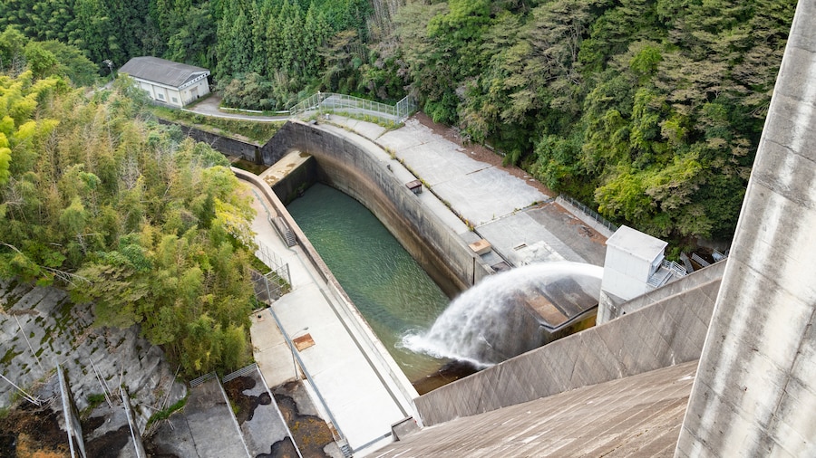 Lake Ishitegawa Dam