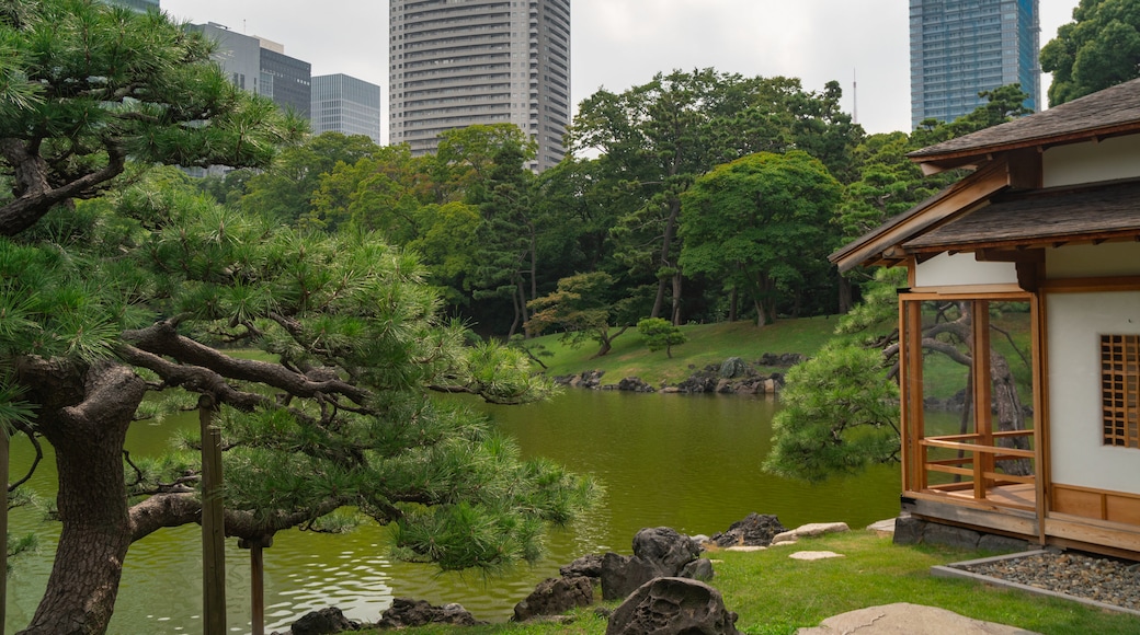 Hamarikyu Garden