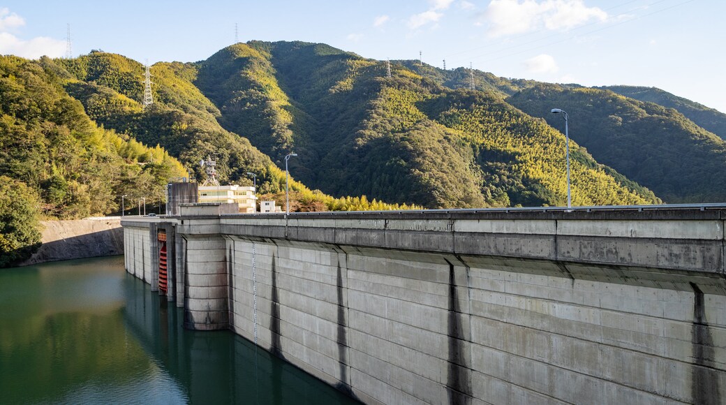 Lake Ishitegawa Dam