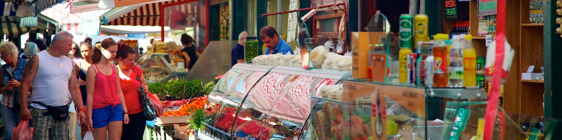 Naschmarkt montrant marchés, scènes de rue et nourriture