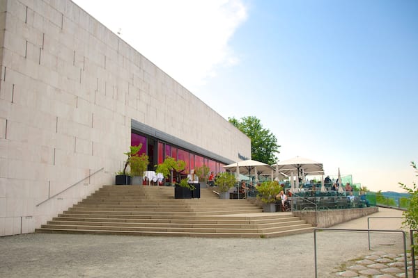 Museum der Moderne Mönchsberg welches beinhaltet moderne Architektur