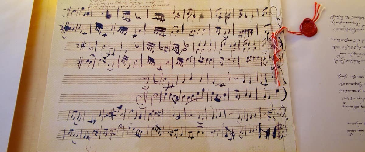 Mozart\'s Birthplace showing signage and music