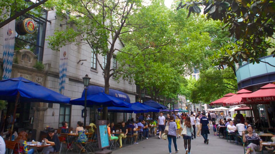 Xintiandi featuring street scenes, a city and outdoor eating