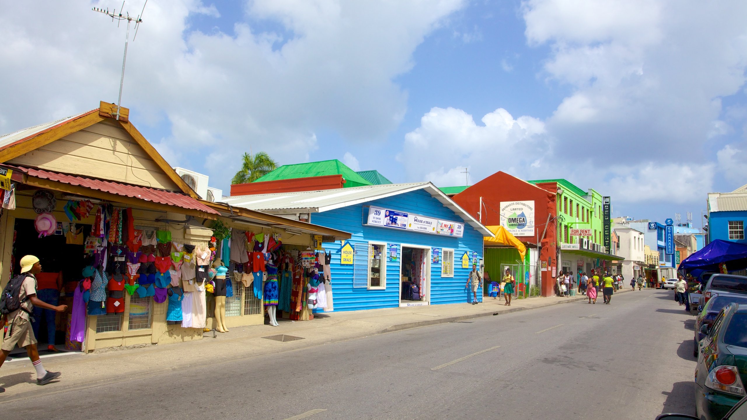 Bridgetown shopping street barbados hi-res stock photography and