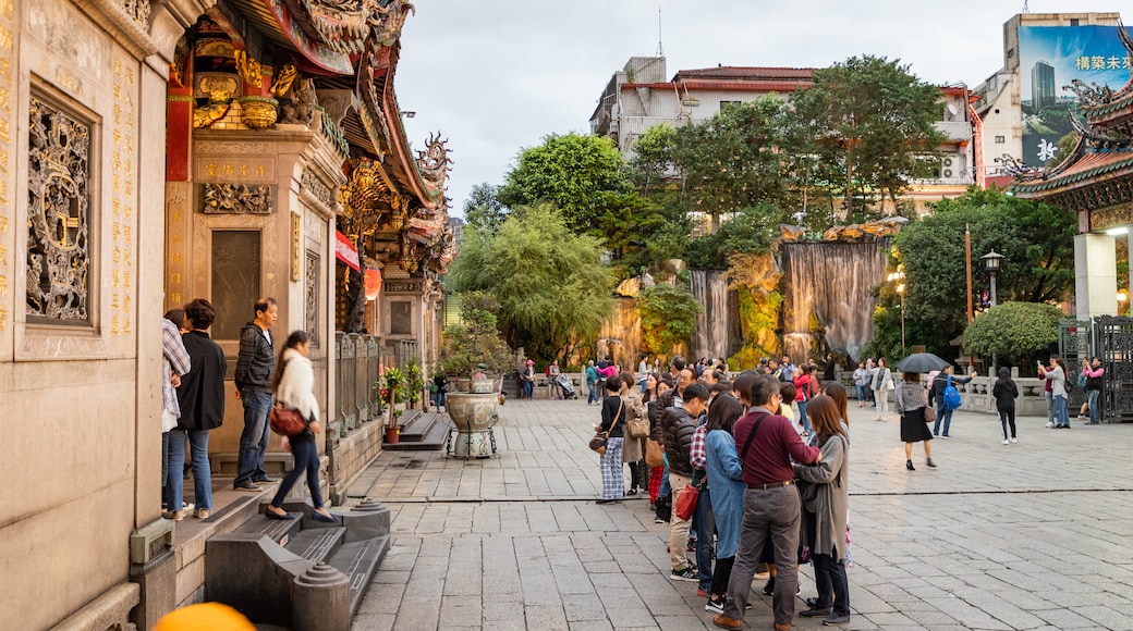 Temple bouddhiste Lungshan