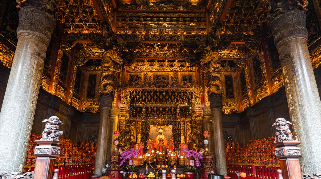 .Sansia Tsu Shi Temple