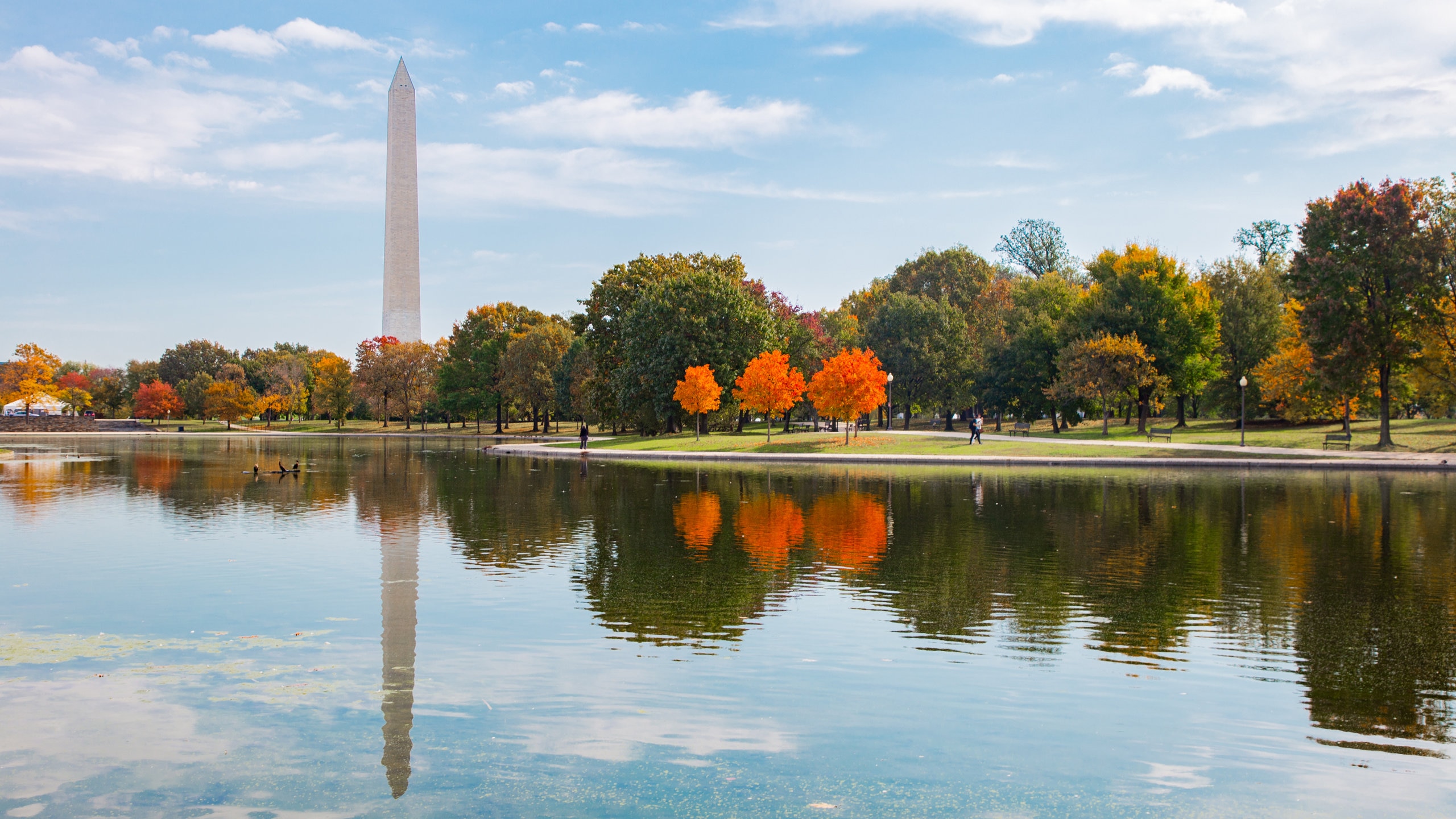 nice places to travel in october