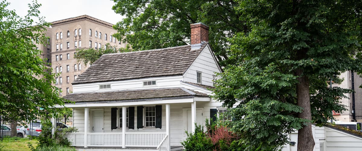 Edgar Allan Poe Cottage featuring a house