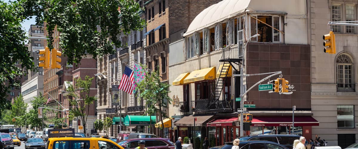 Upper East Side featuring street scenes