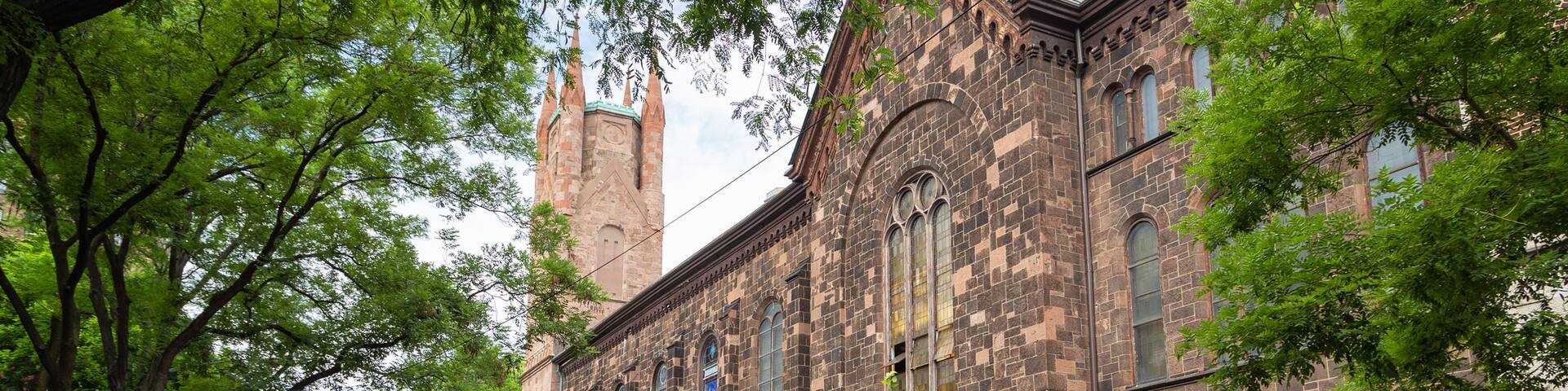 Irondale featuring heritage architecture and street scenes