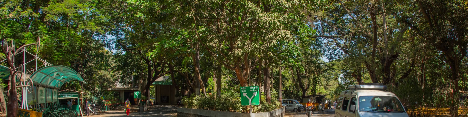 Sanjay Gandhi National Park featuring a garden