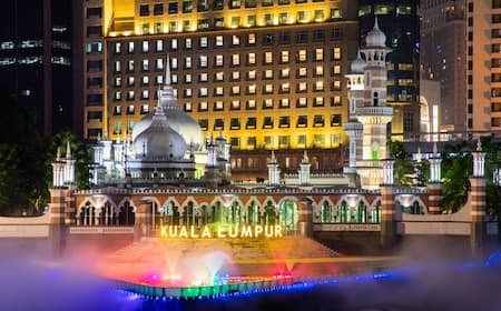 Liftga kirishda jinsiy aloqa Kievda jinsiy aloqa