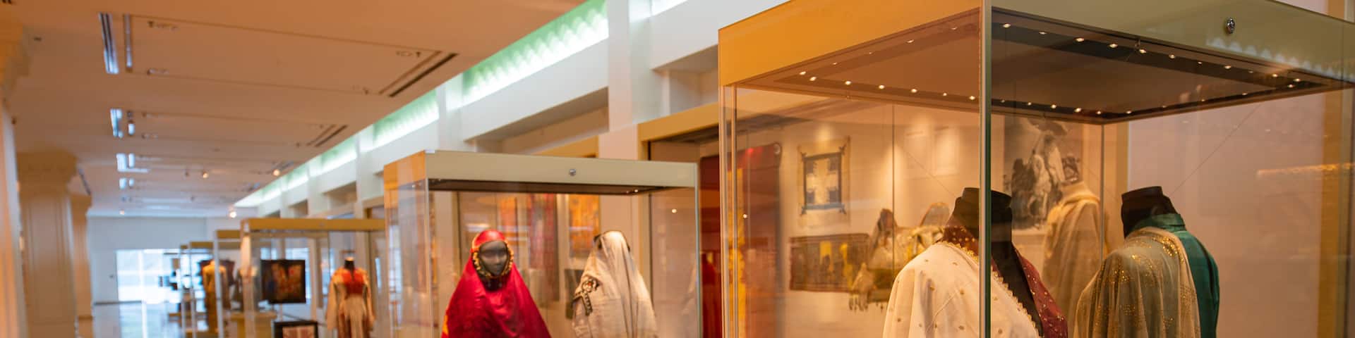 Islamic Arts Museum which includes interior views