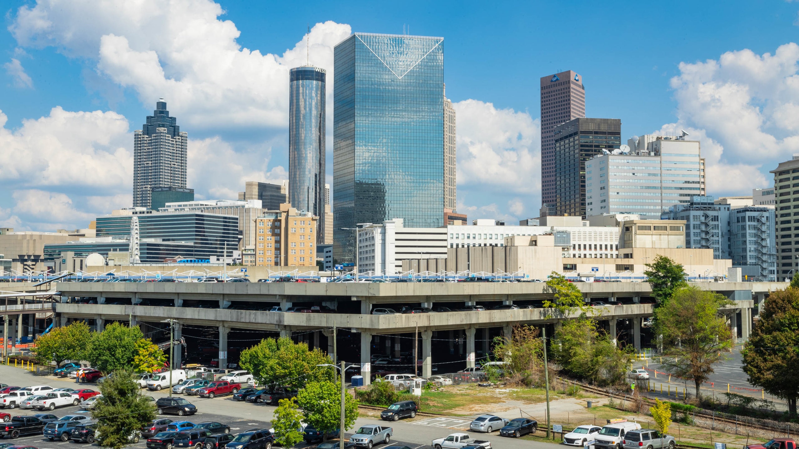 Downtown Atlanta which includes landscape views and a city