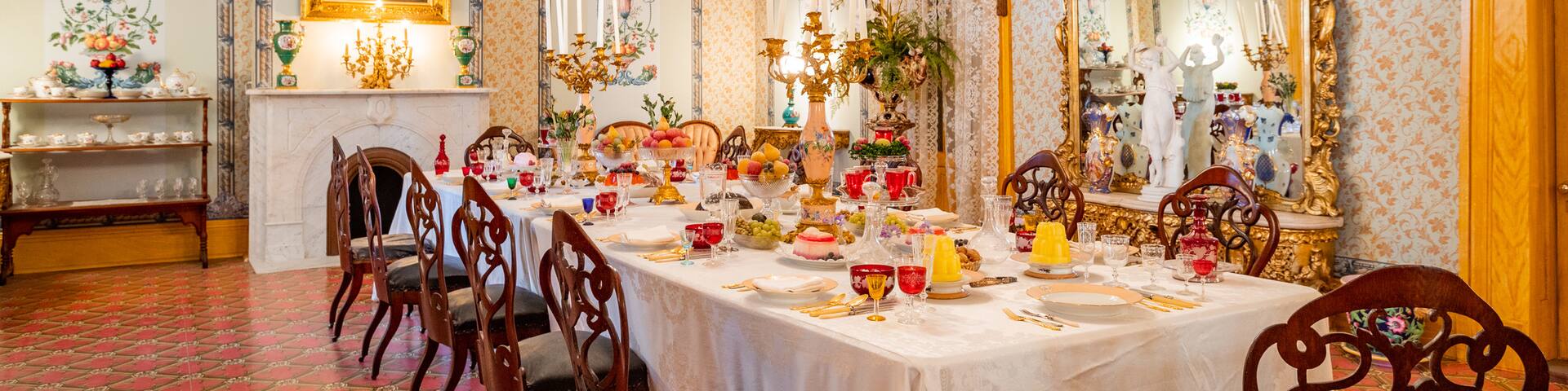 Belmont Mansion featuring a house, interior views and heritage elements