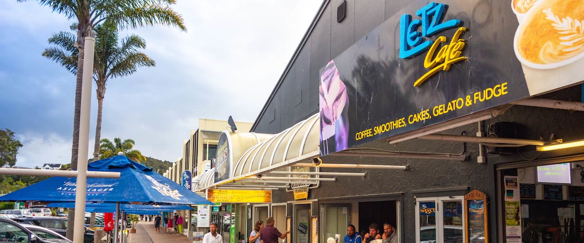Paihia which includes signage