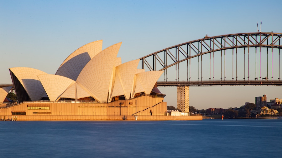 Mrs. Macquarie's Chair
