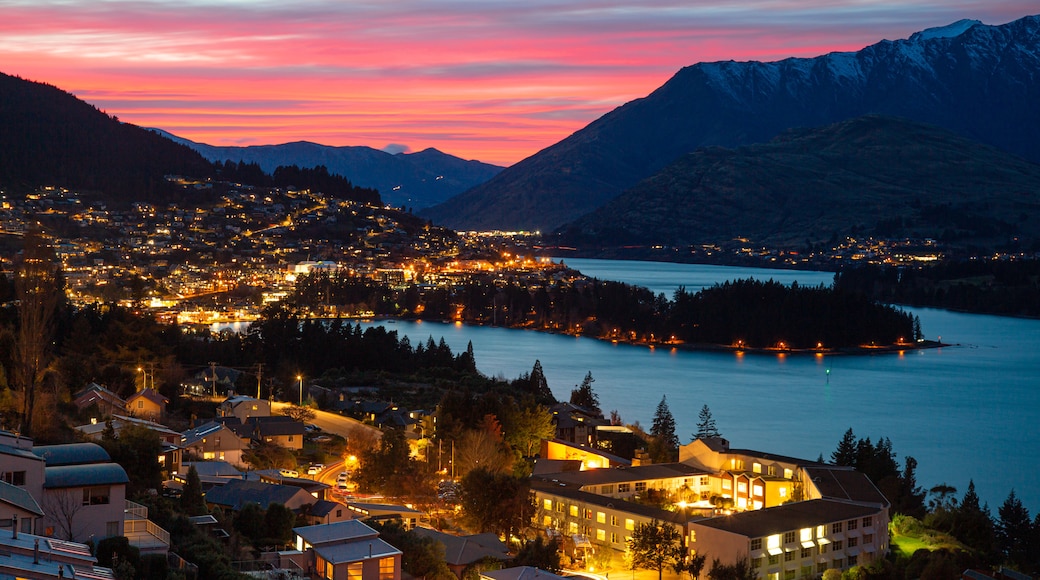 Fernhill showing a bay or harbor, a city and night scenes