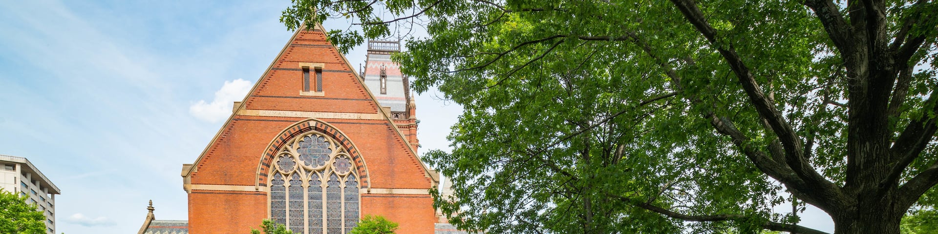 Memorial Hall showing a church or cathedral and a garden