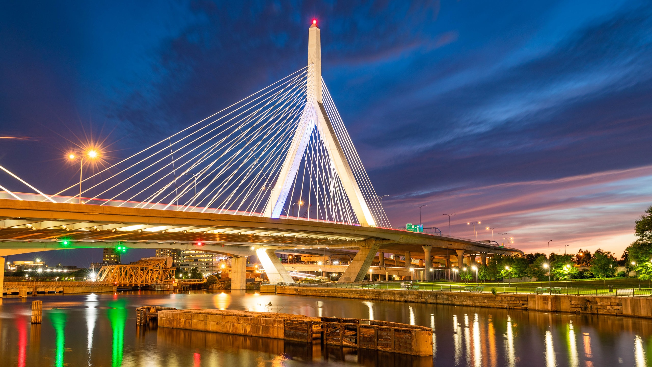 Zakim Bunker Hill Bridge