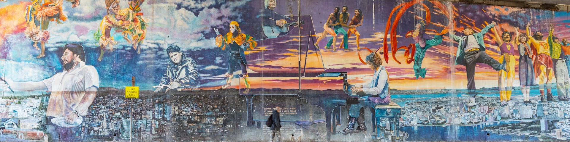Piedmont showing street scenes and outdoor art