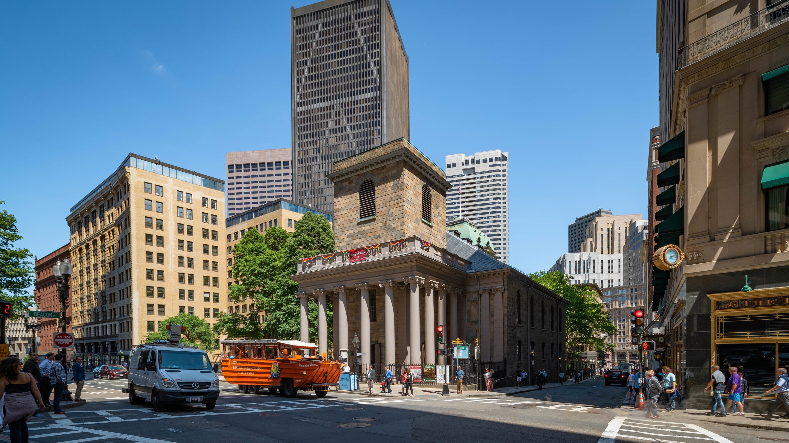 Wander up and around Boston's historic Beacon Hill