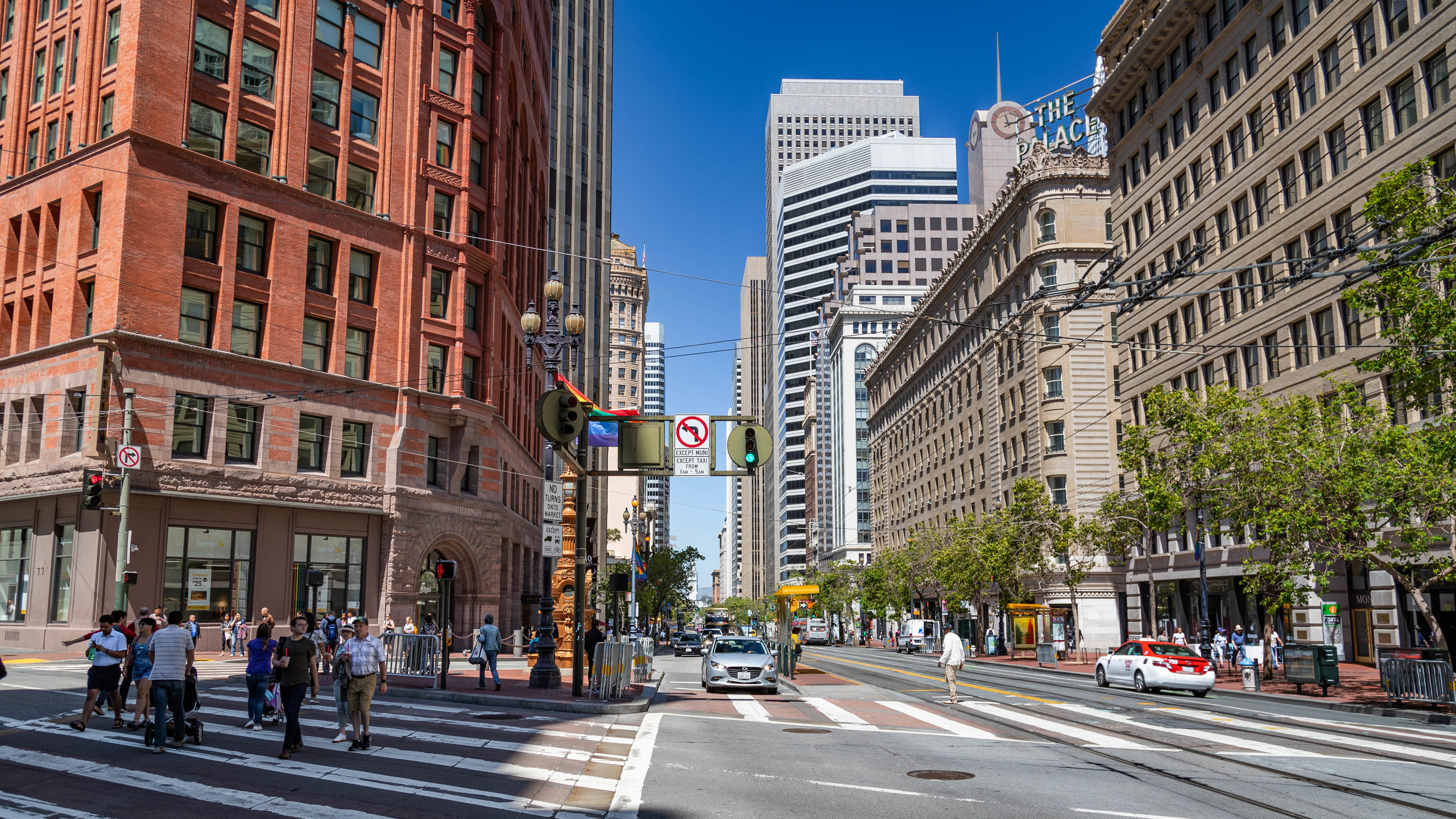 Union Square in San Francisco - San Francisco's Biggest Shopping District –  Go Guides