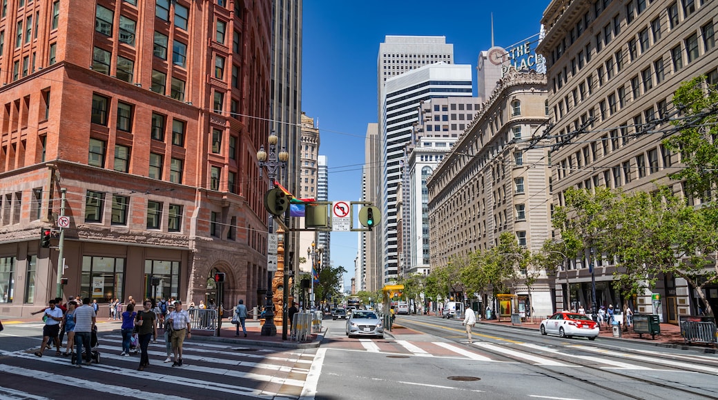 Downtown San Francisco featuring street scenes and a city