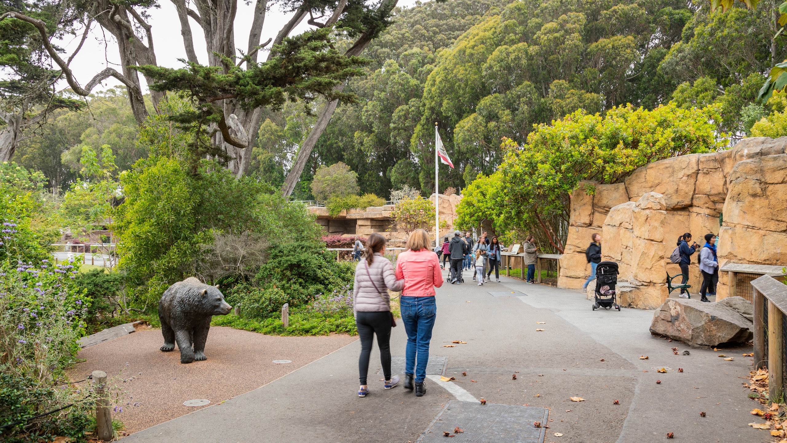 nice places to travel in october