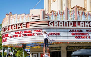 Visit Grand Lake Theater in Oakland | Expedia