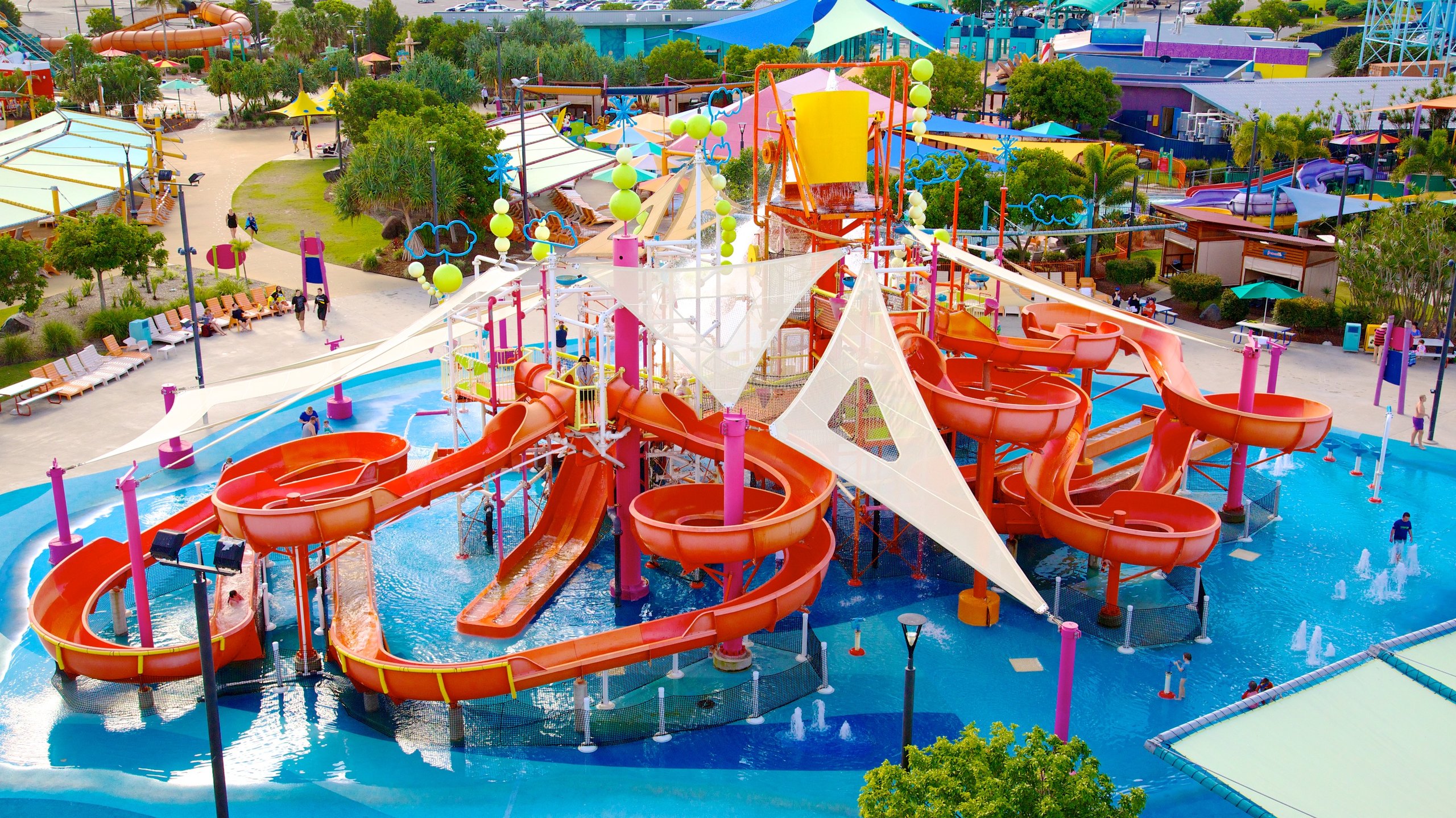 Dreamworld Waterpark & Beach Resort