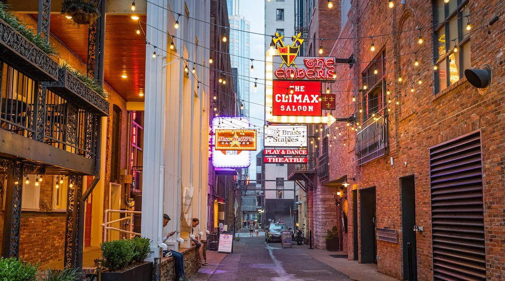 Visit Printer's Alley: Best of Printer's Alley, Nashville Travel 2021