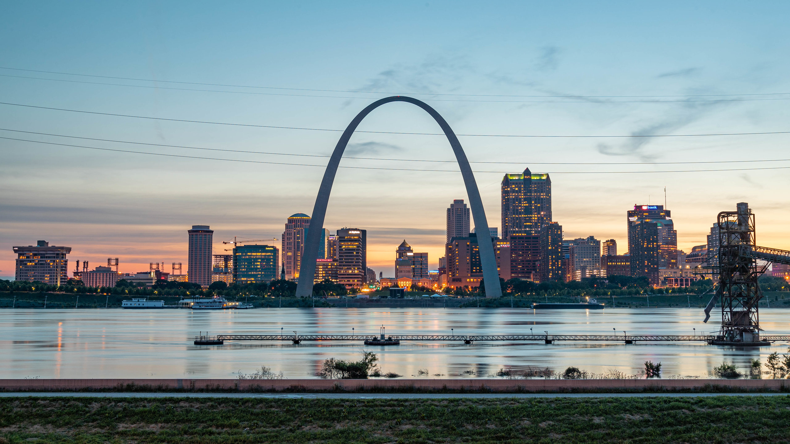 St. Louis Skyline  City art, St louis art museum, Saint louis arch