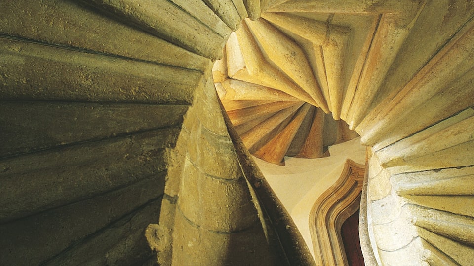 Graz Castle which includes château or palace, heritage elements and heritage architecture