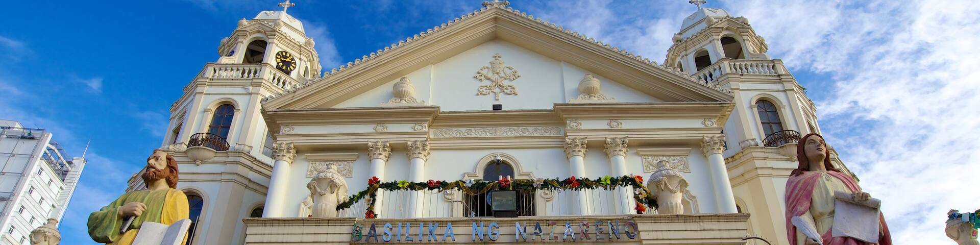 Quiapo Church featuring a church or cathedral, a city and religious aspects